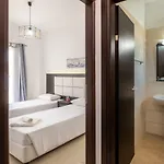 Antonis Deluxe アモウディ