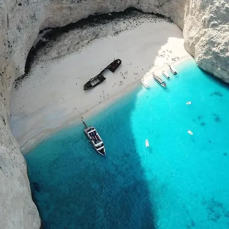 Antonis Deluxe Διαμέρισμα *