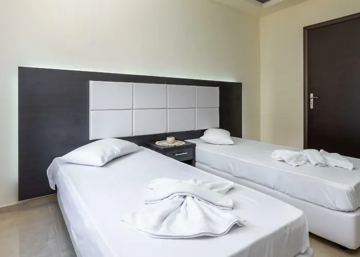 Antonis Deluxe Appartement *