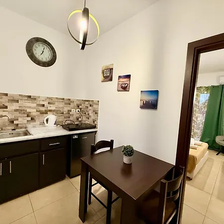 Apartmán Antonis Deluxe Amoudi