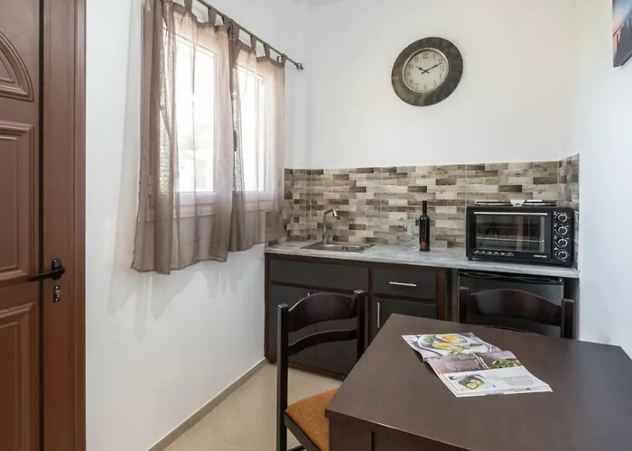 Antonis Deluxe Appartement *