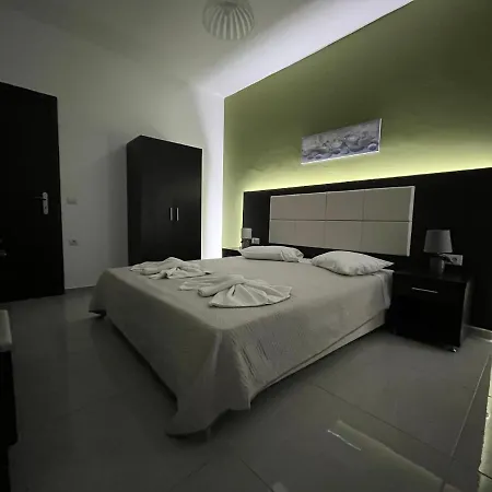 Antonis Deluxe Apartamento