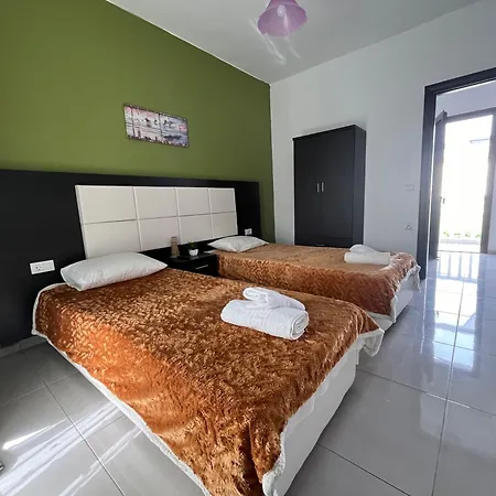 Antonis Deluxe Апартаменты Амуди